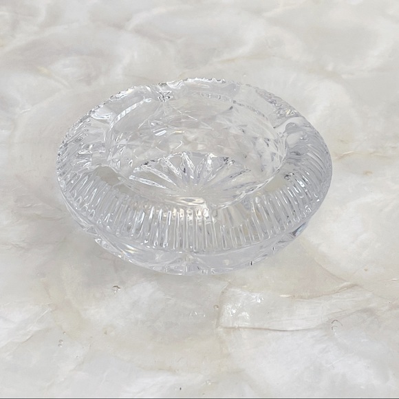 Vintage Hand Cut Glass Art Deco Thick Rimmed Ashtray Trinket Jewelry Dish - Picture 10 of 14